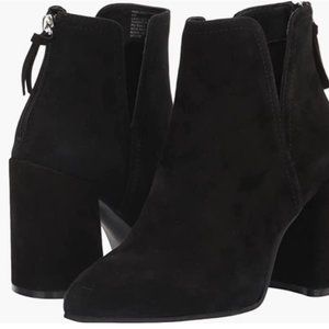 Steve Madden Women's Thrived Ankle Boot